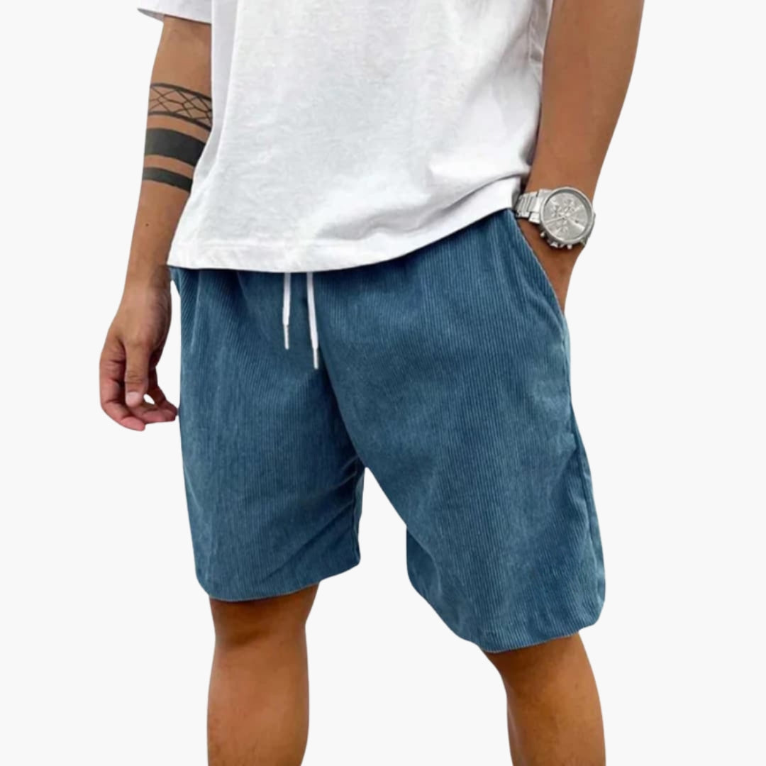Men's shorts with drawstring and back pocket