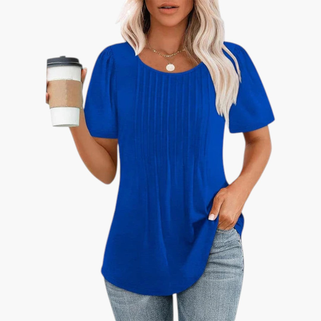 women's round-neck shirt with pleats on the front