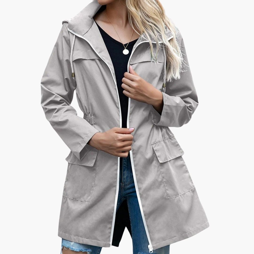 Veste femme en maille fine avec capuche et fermeture zippée devant