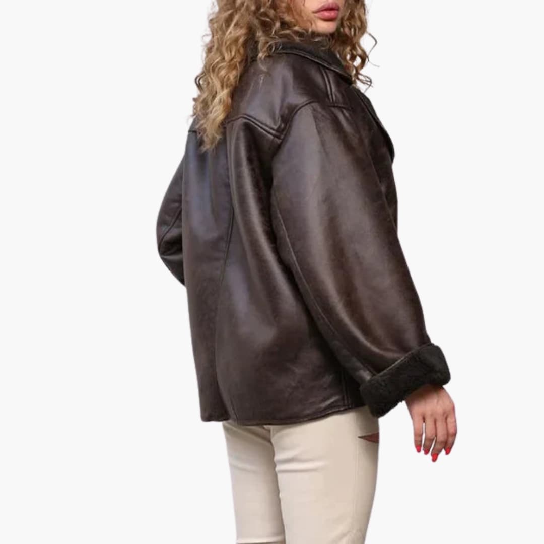 Veste femme eavec large col à revers