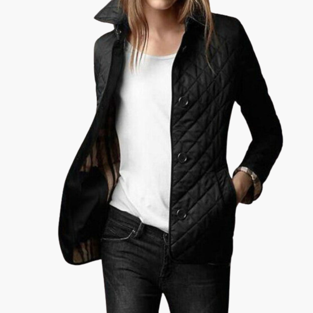 Vadderad damjacka med knappar och uppvikbara ärmslut