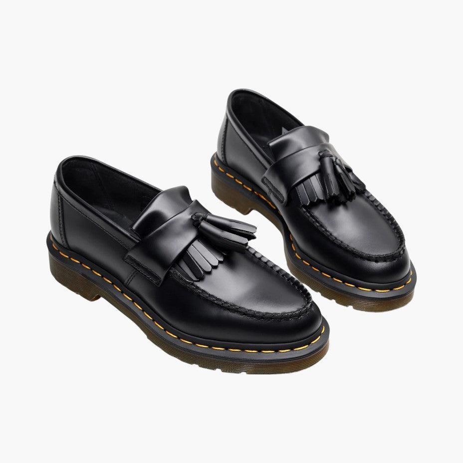 Mocassins en cuir noir pour homme avec glands