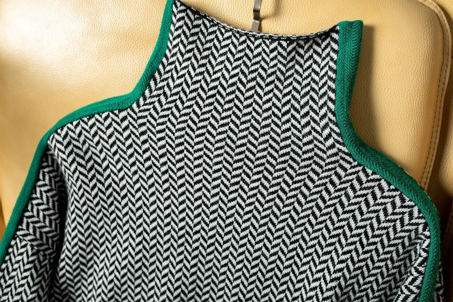 Pull Femme Rayé Polyvalent | Confort Quotidien et Style Intemporel