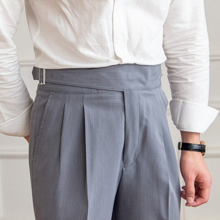 Pantalon homme taille haute | coupe soignée avec fermeture à boucle réglable
